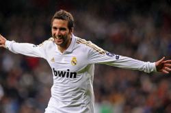 赵继伟手感滚烫，带领国际米兰横扫北京首钢，赛后一句话霸气侧漏(赵睿的儿子照片)