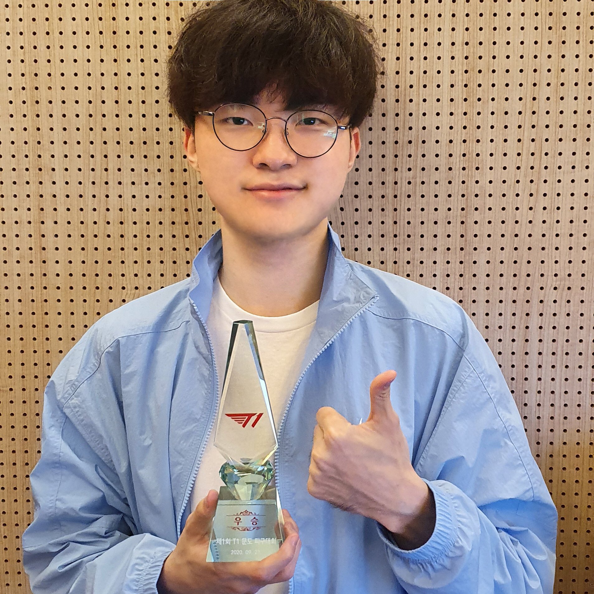 Faker赛事官方发布势不可挡新规，利物浦争议不断！