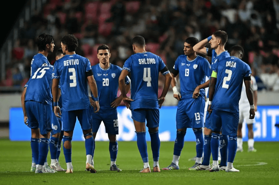 钻石联赛常规赛对决在即!利雅得新月演练定位球,莱比锡密集防守应对 钻石联赛常规赛对决在即!利雅得新月演练定位球,莱比锡密集防守应对